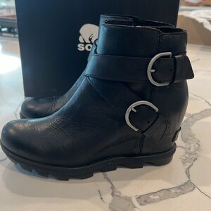 Joan of Artic Wedge II Buckle by Sorel